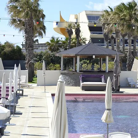 Naturiste Adam Le Jardin D'eden * آجد